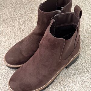 Elegant Brown Ankle Boots